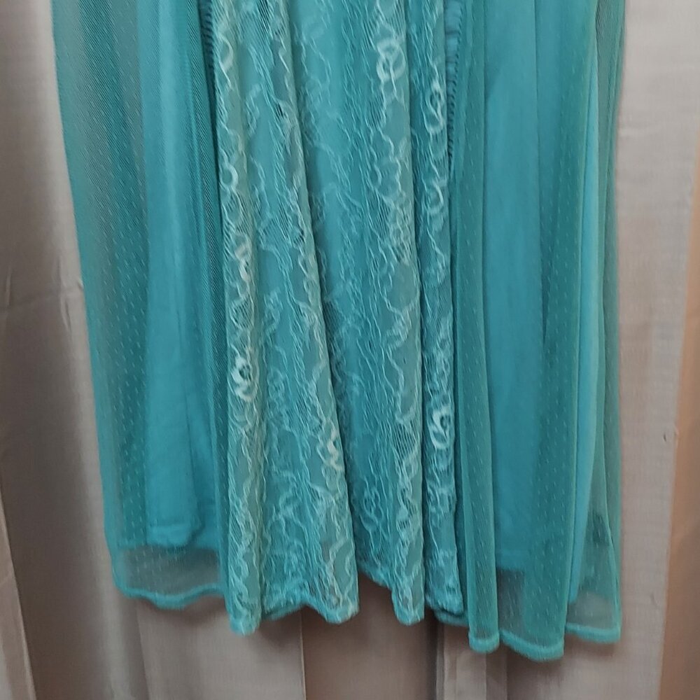 NWT Torrid Size 2 Teal Lace Mesh Skater Dress - Picture 3 of 5